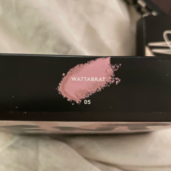 NEW Fenty Beauty Killawat Freestyle
Highlighter in Wattabrat - Picture 6 of 7